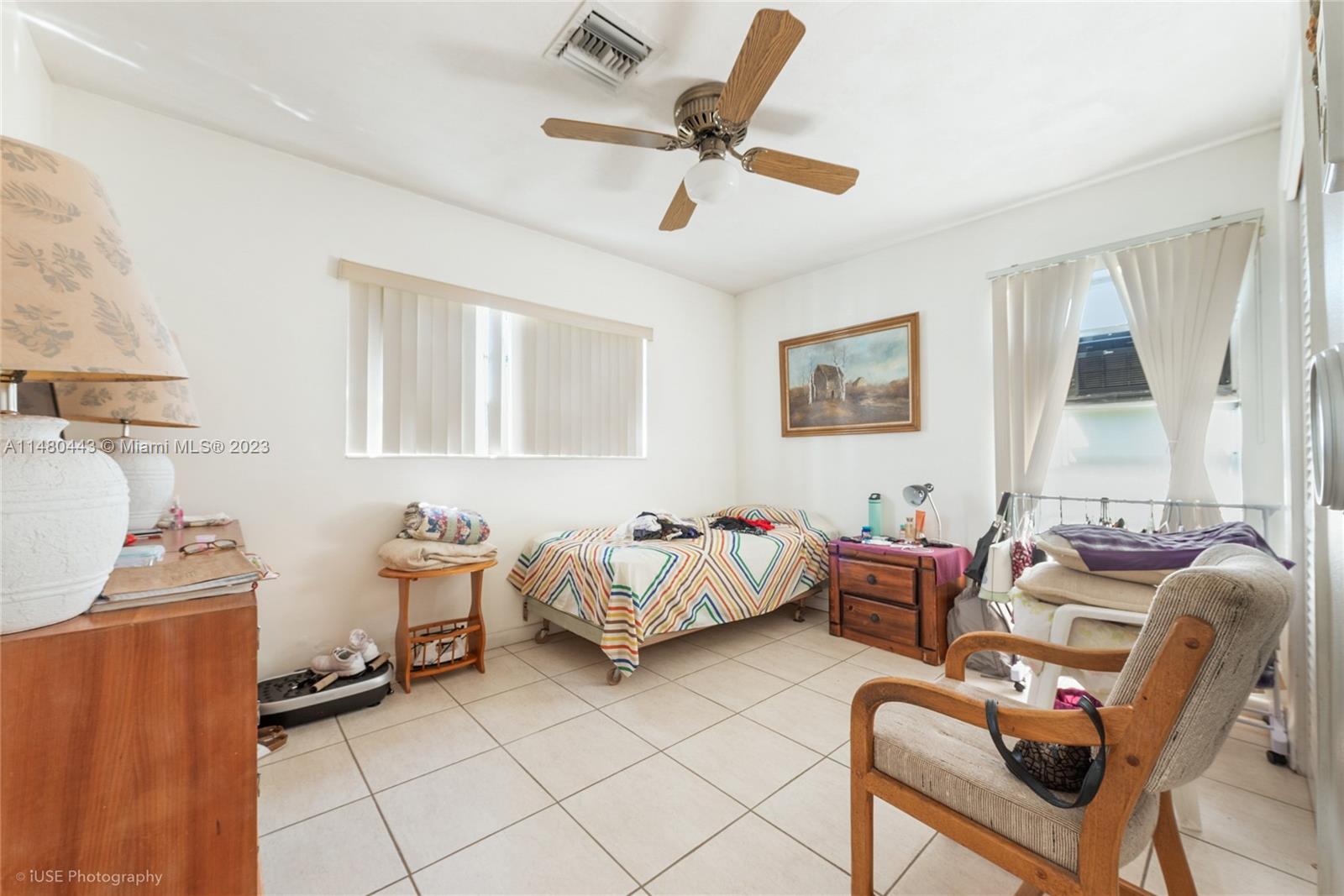 Listing Photo 9