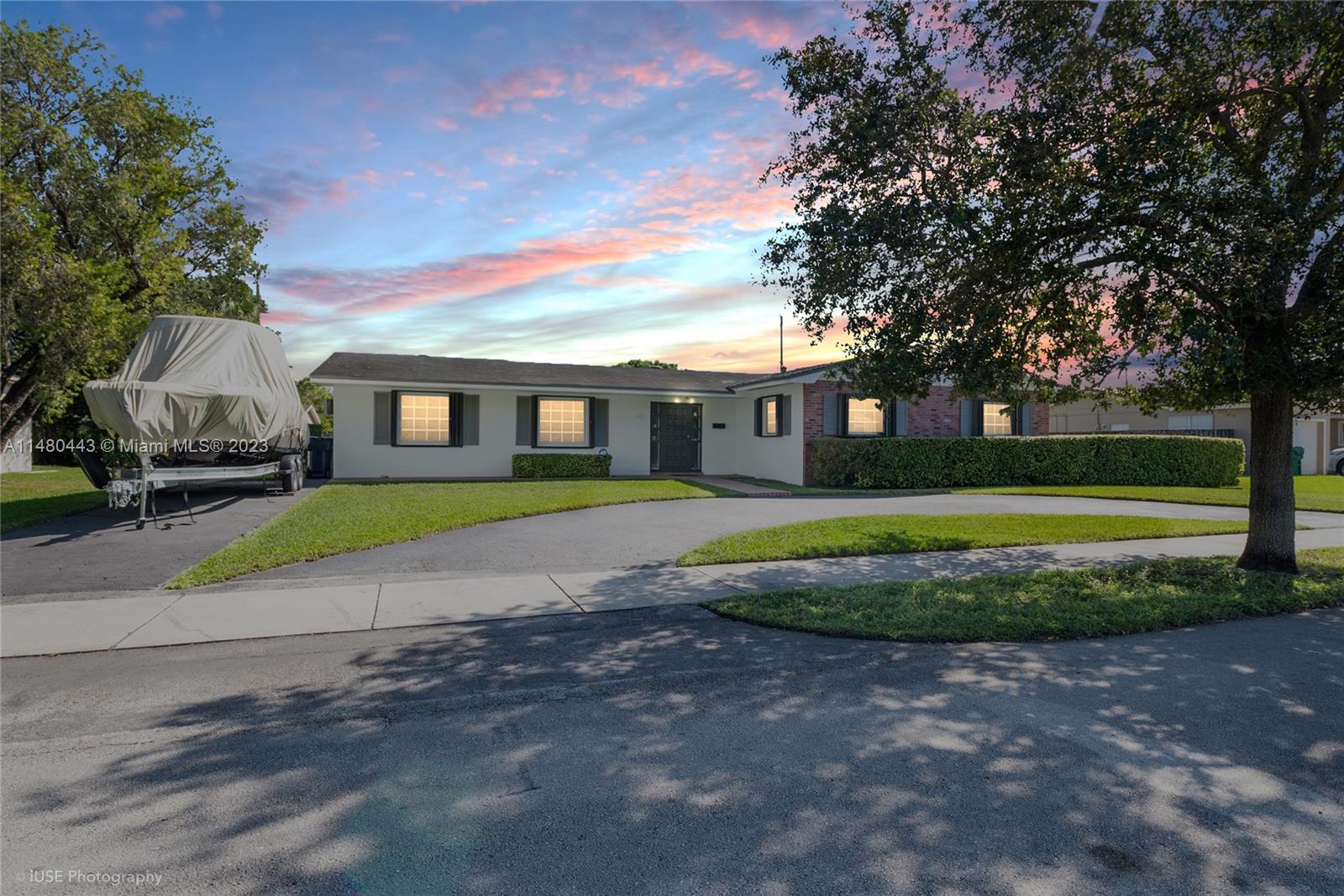 Listing Photo 18