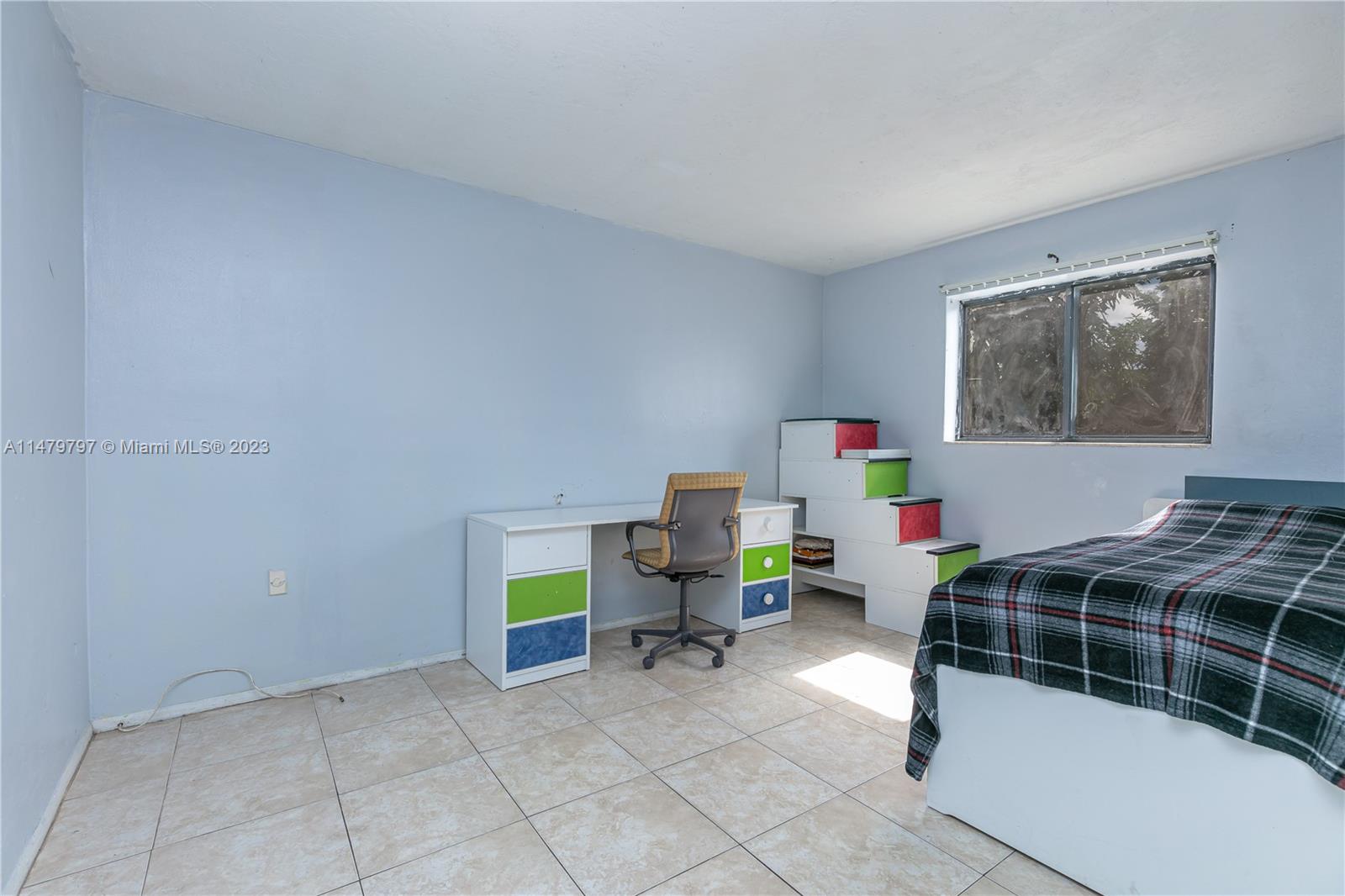 Listing Photo 15