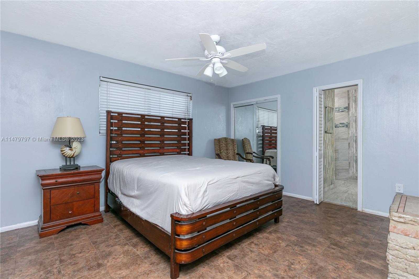 Listing Photo 6
