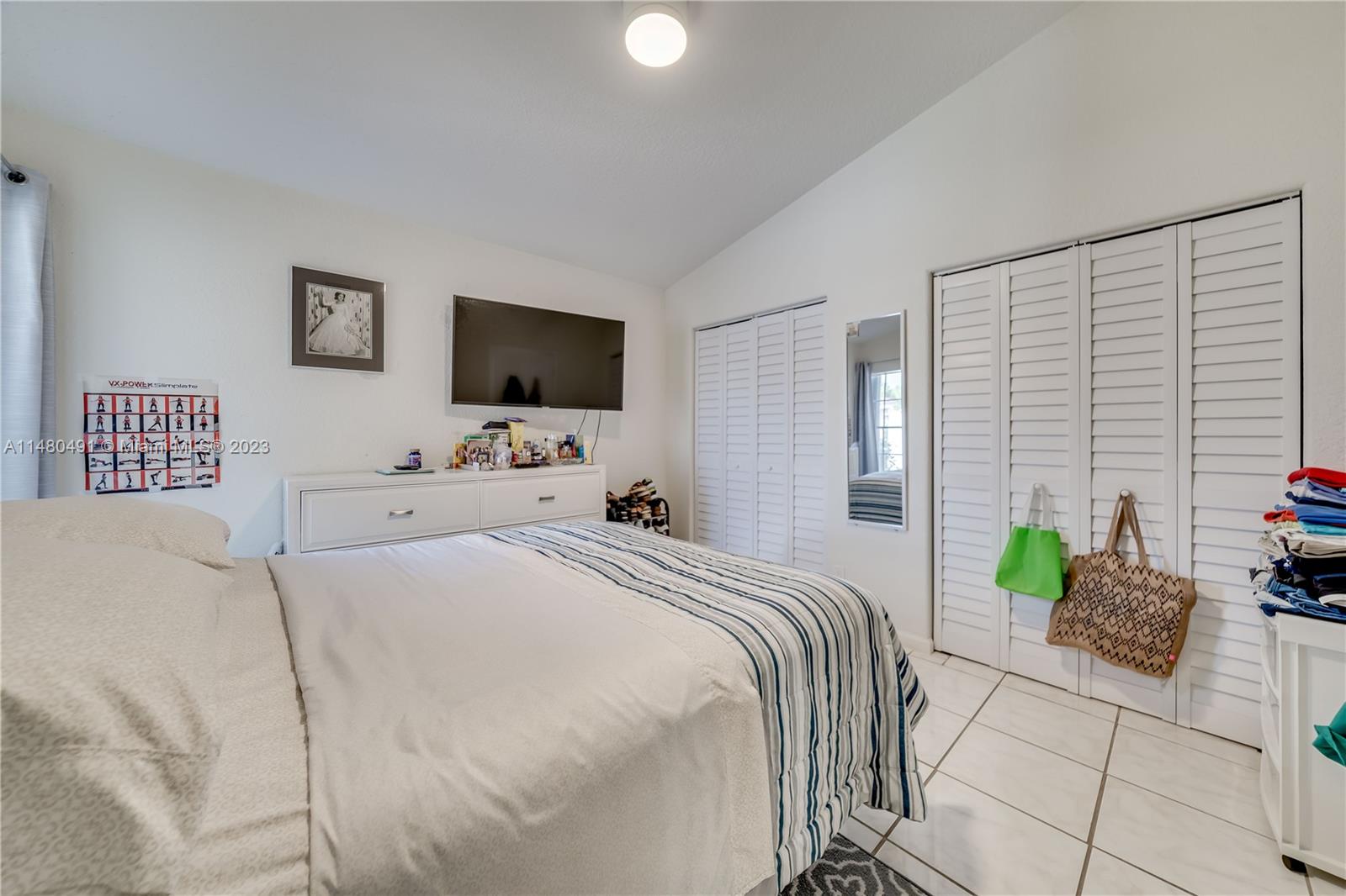 Listing Photo 16