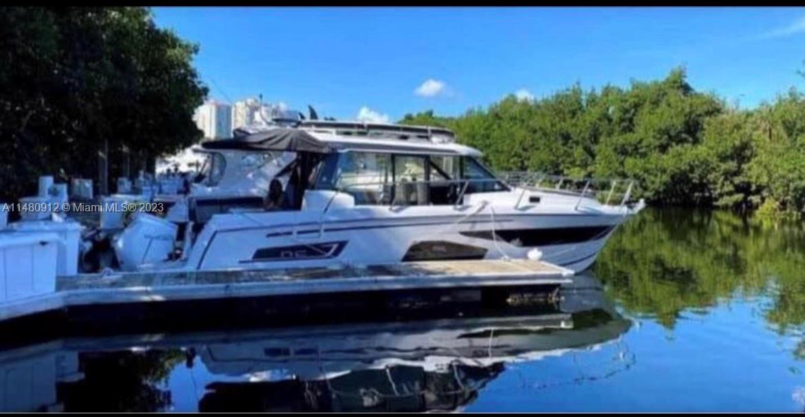 Aventura Boat Slips For Sale & Lease