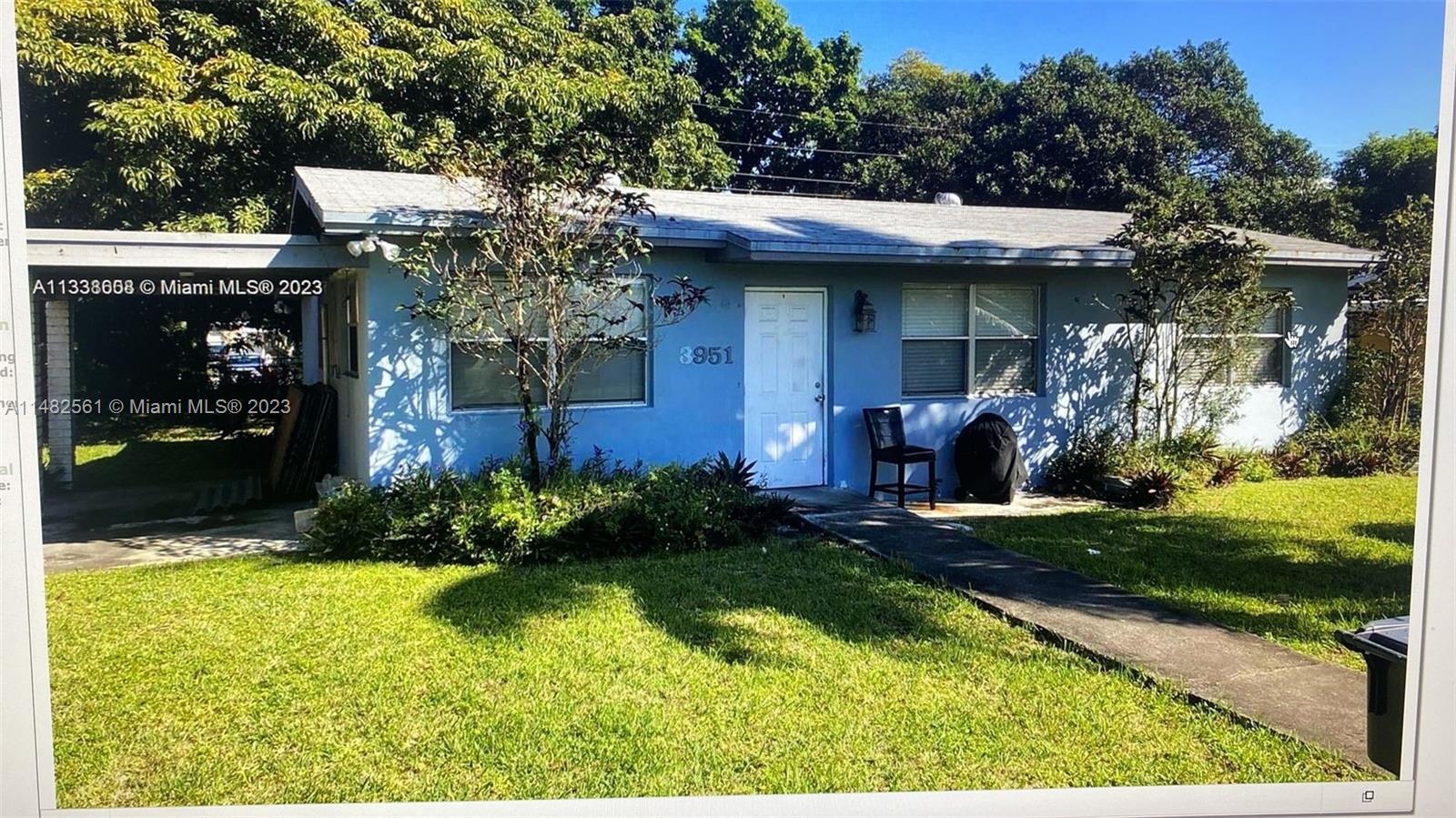 3951 SW 59th Ave  For Sale A11482561, FL