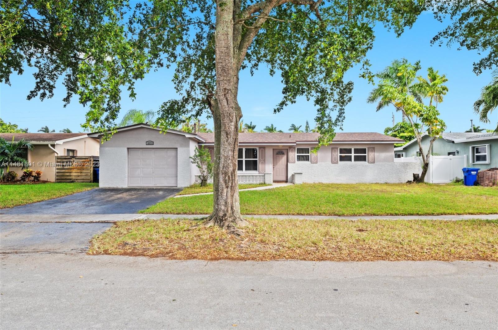 11271 NW 23rd St  For Sale A11481891, FL