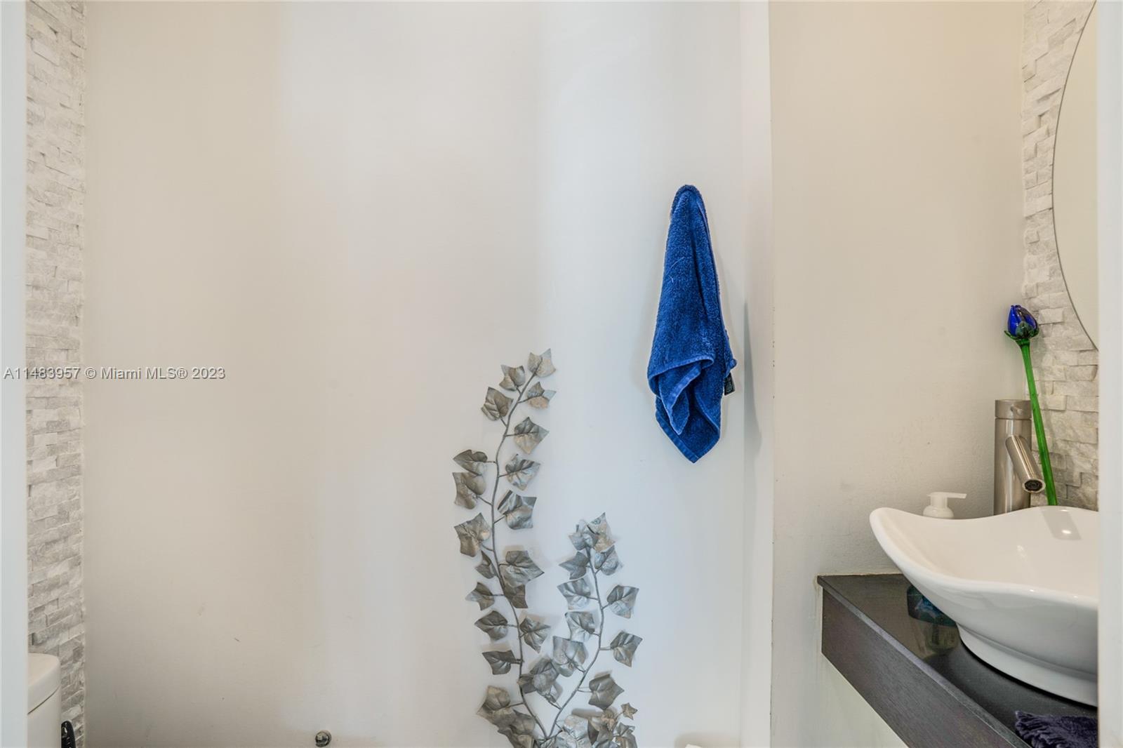 Listing Photo 13