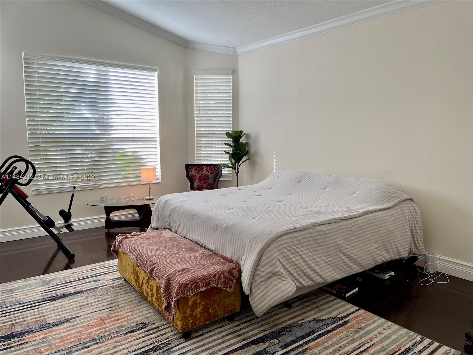 Listing Photo 17