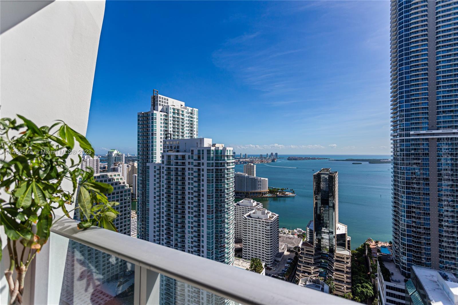 Discover the epitome of luxury living at 1010 Brickell. Strategically nestled in the heart of Brickell. This opulent condo, spanning 1,283 sf with 2bd/3bath and 9-foot ceiling, offers immediate access to an array of shopping, dining, and entertainment options. Behold the breathtaking panoramic views of Biscayne Bay, Fisher Island, Key Biscayne, and the Atlantic Ocean!
Custom-made Californian closets, elegant Carrara marble kitchen island, new light fixtures with electric dimmer switches and walls adorned with beautiful neutral-colored wallpapers among the upgrades. With its modern design, 1010 Brickell offers a sophisticated living experience for discerning urban dwellers seeking the pinnacle of Miami living.