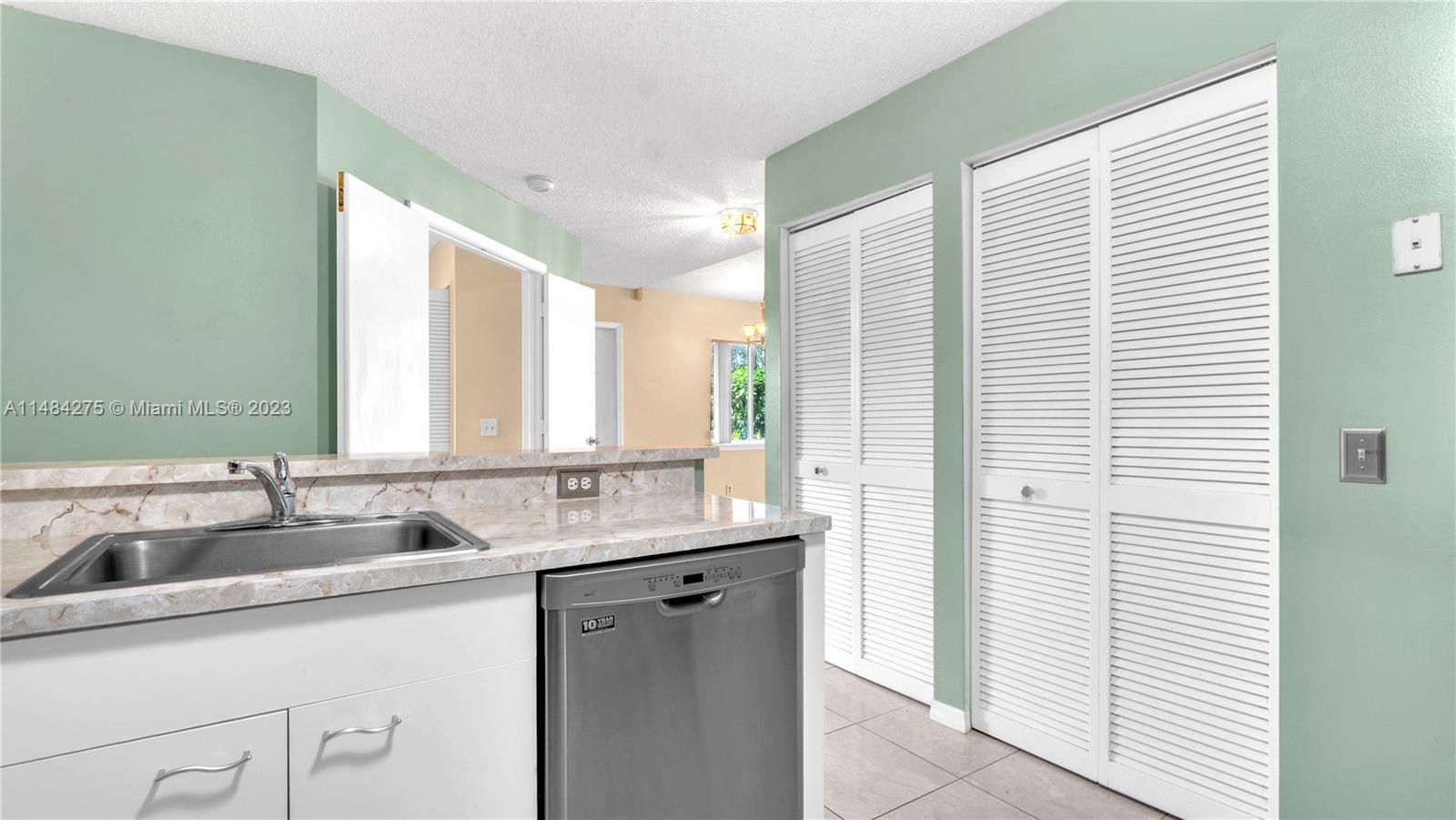 Listing Photo 16