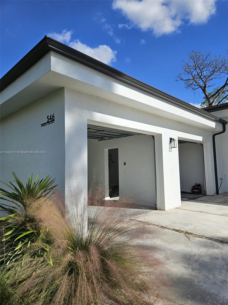 Listing Photo 17