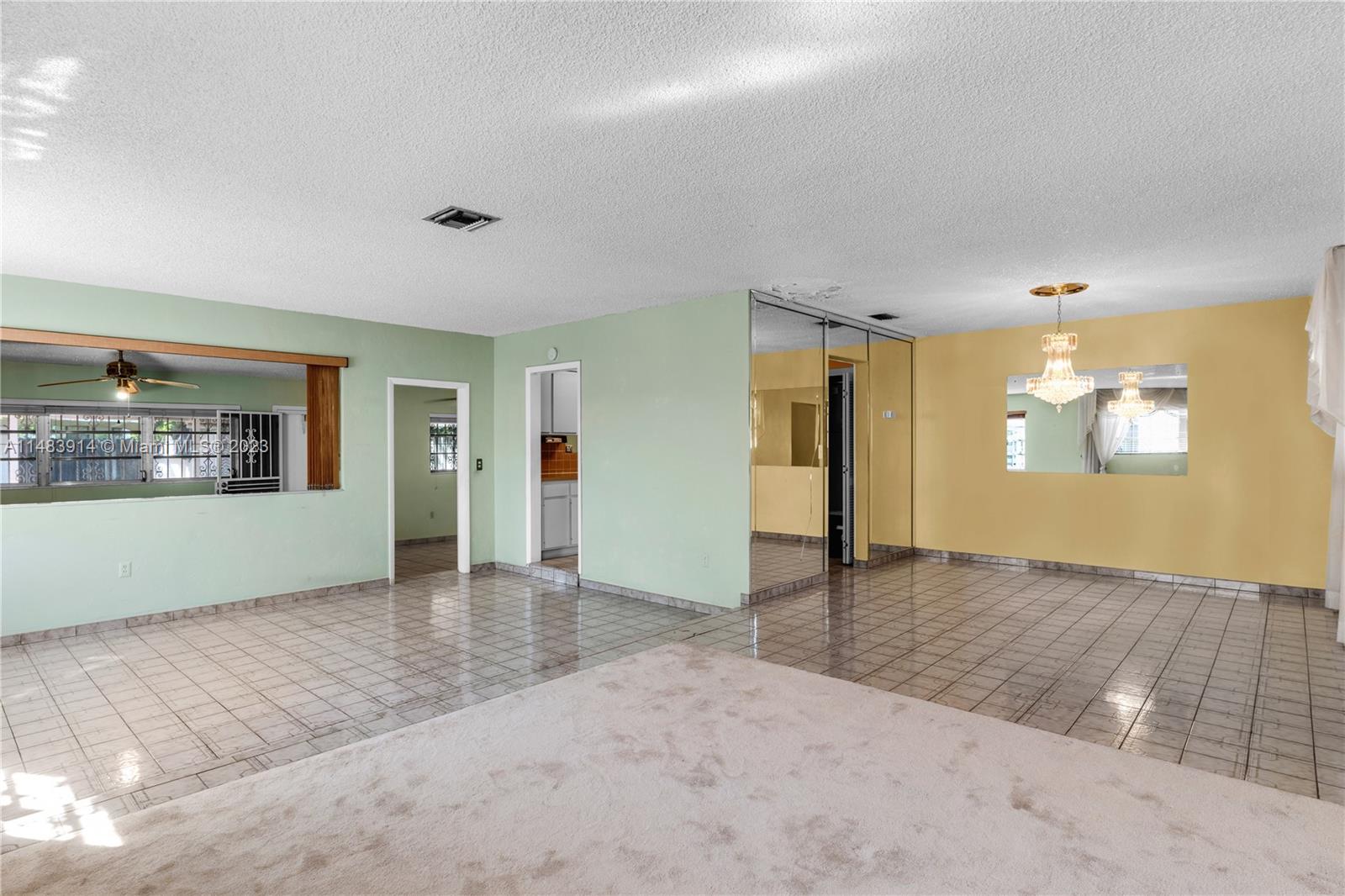 Listing Photo 17