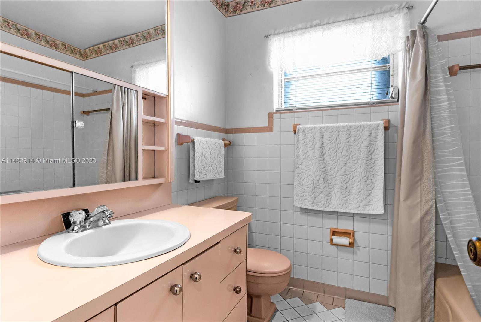 Listing Photo 23