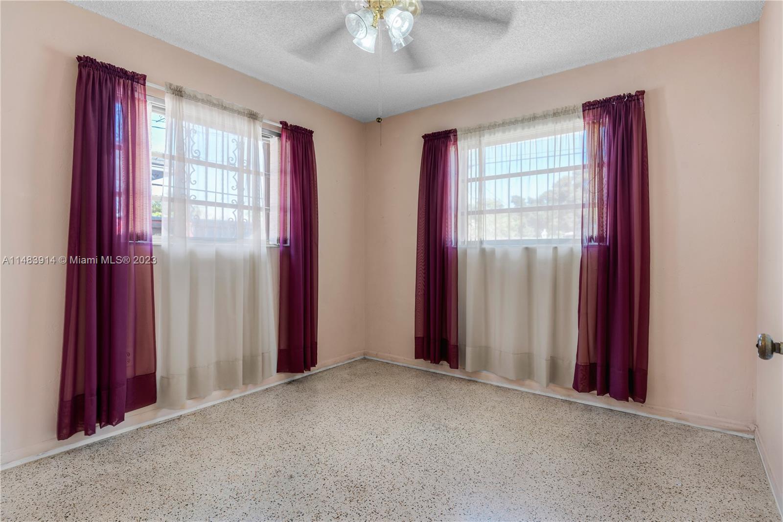 Listing Photo 26