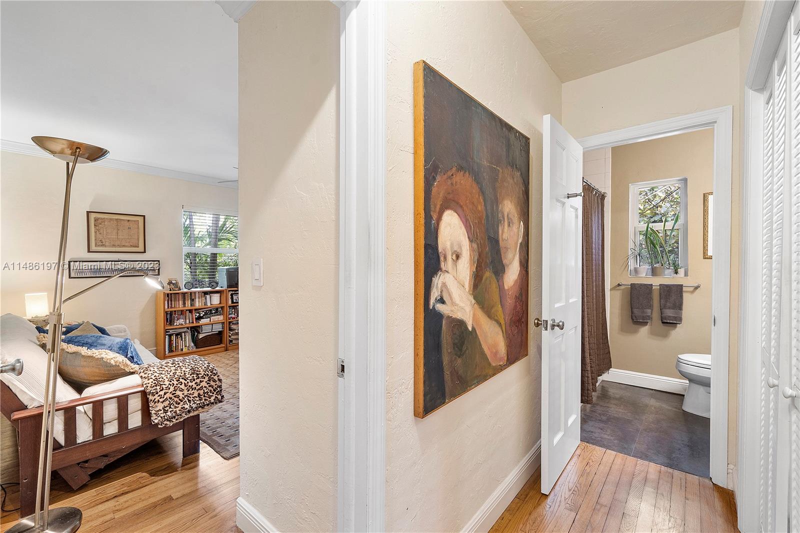 Listing Photo 11