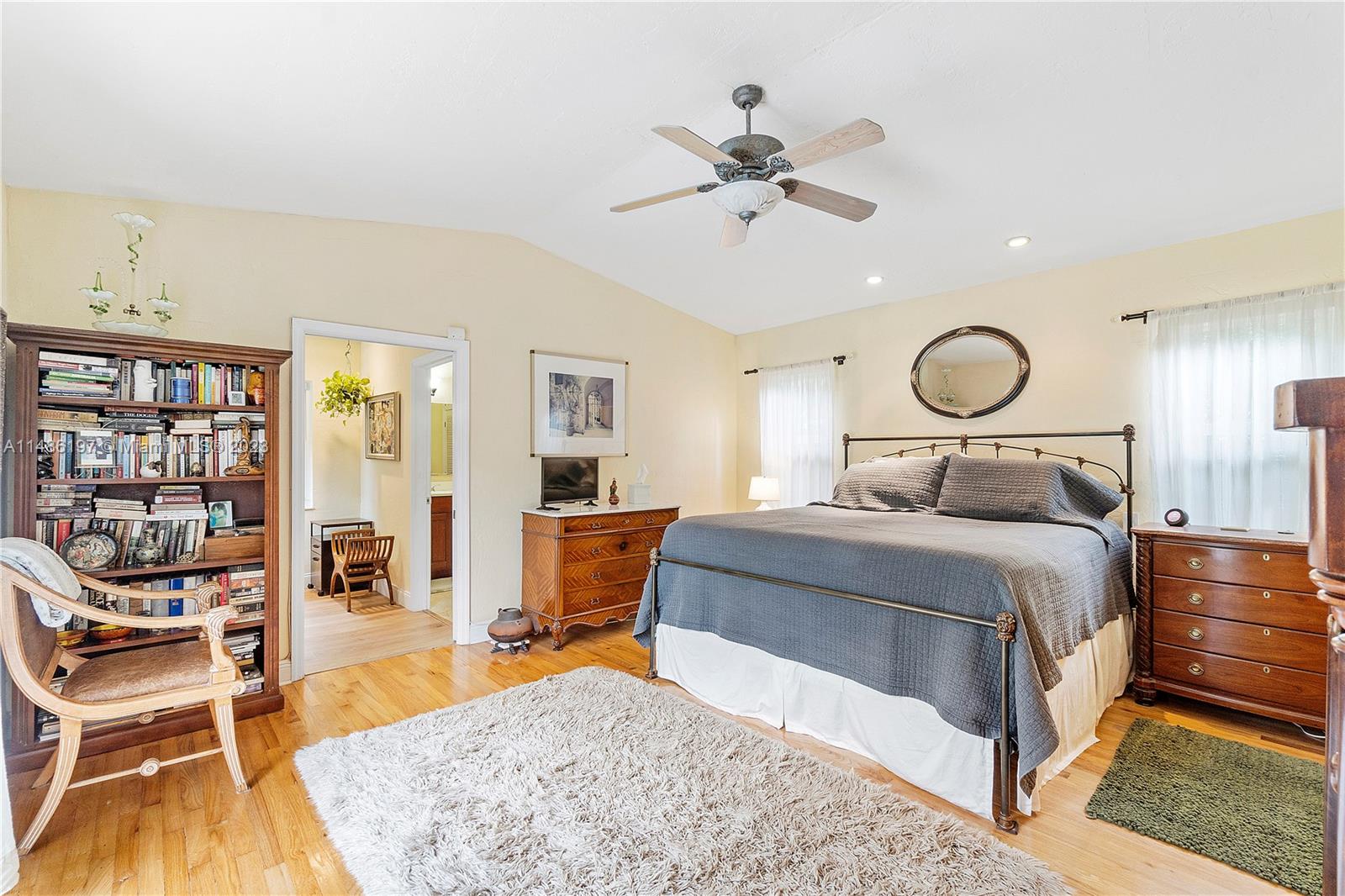 Listing Photo 28