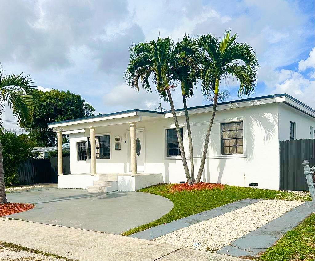 171 W 42nd St  For Sale A11486501, FL