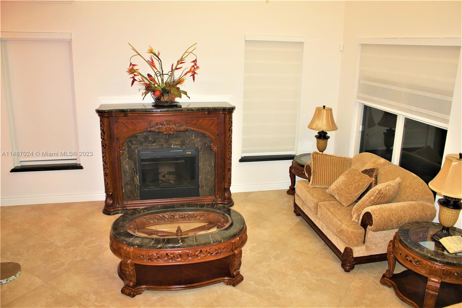 Listing Photo 12