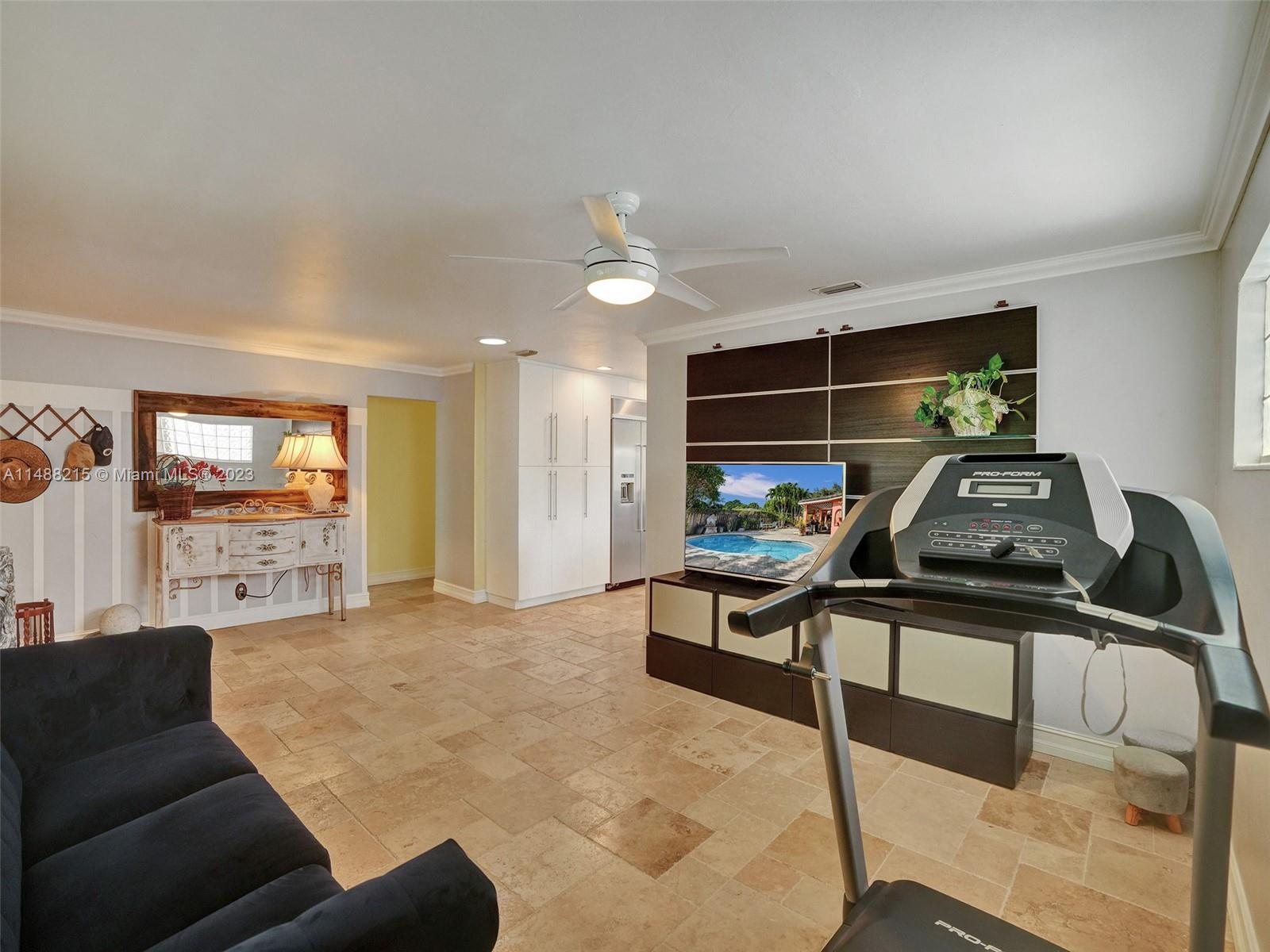 Listing Photo 16
