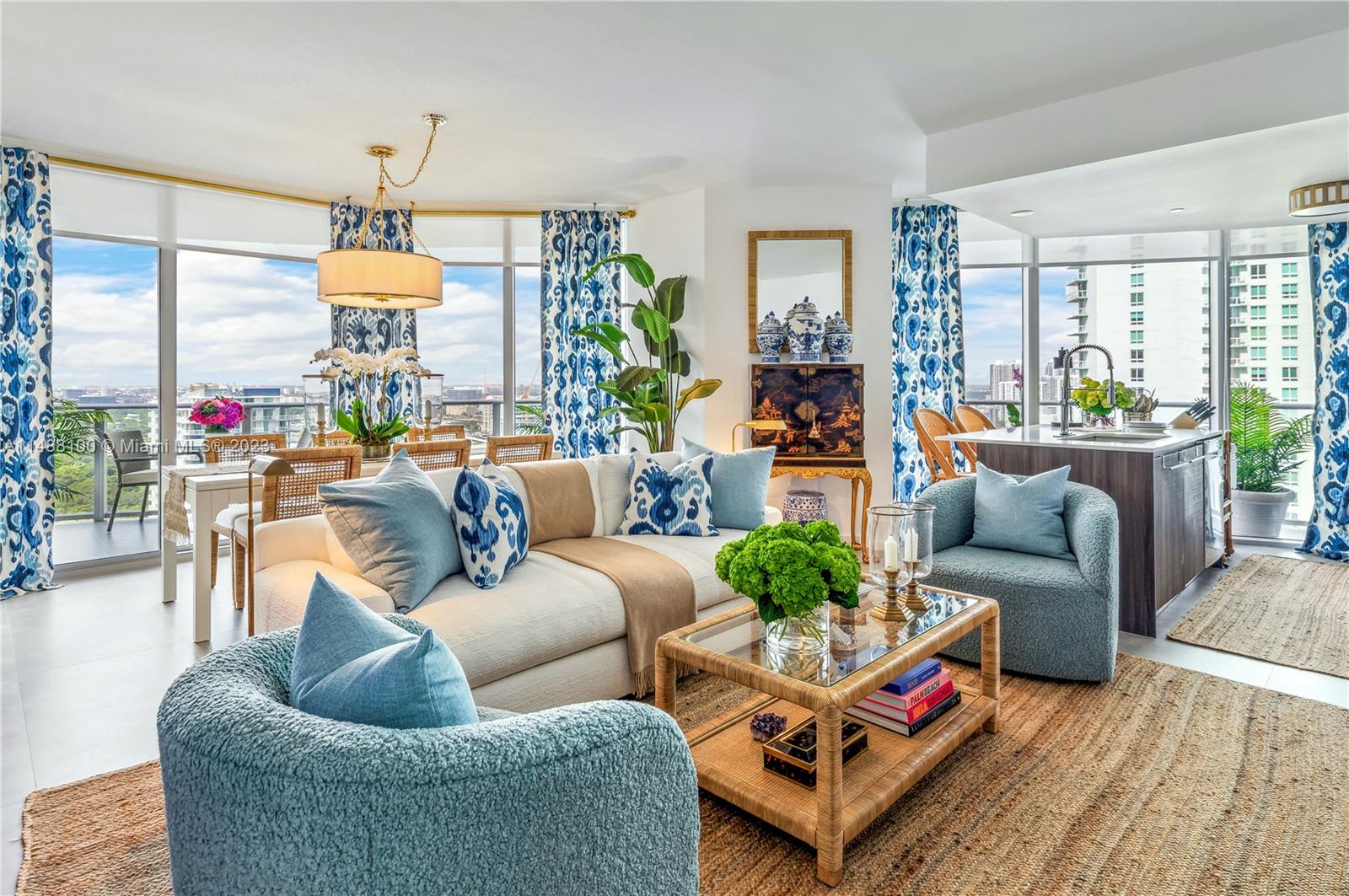 This condo was reimagined by Mexican architect and interior designer Ricardo Barroso, who is recognized as "one of the greatest exponents of interior design in Mexico.” Barroso has created an ambiance of sophistication, timeless luxury, and charm in this corner 2 bedroom and 2 and a half bathroom layout. Enjoy 9 ft floor-to-ceiling glass windows that provide lots of natural light, panoramic bay & skyline views, and the best sunsets the city has to offer. Aria offers an array of five-star resort-style amenities and is adjacent to Margaret Pace Park providing residents with access to the park’s jogging paths, biking trails, tennis and basketball courts, picnic and playground areas, as well as daily yoga and fitness classes.