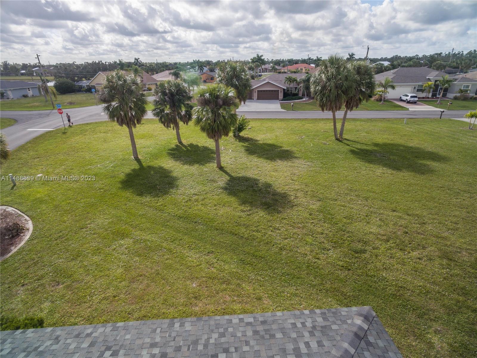 502 W Cashew, Other City - In The State Of Florida, FL 33955