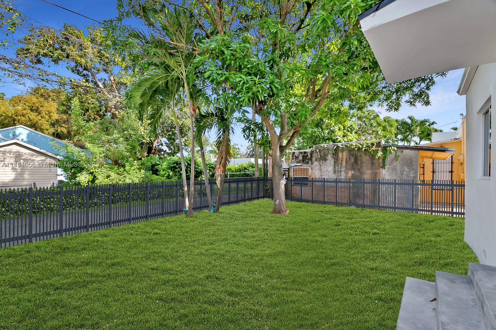 Listing Photo 15