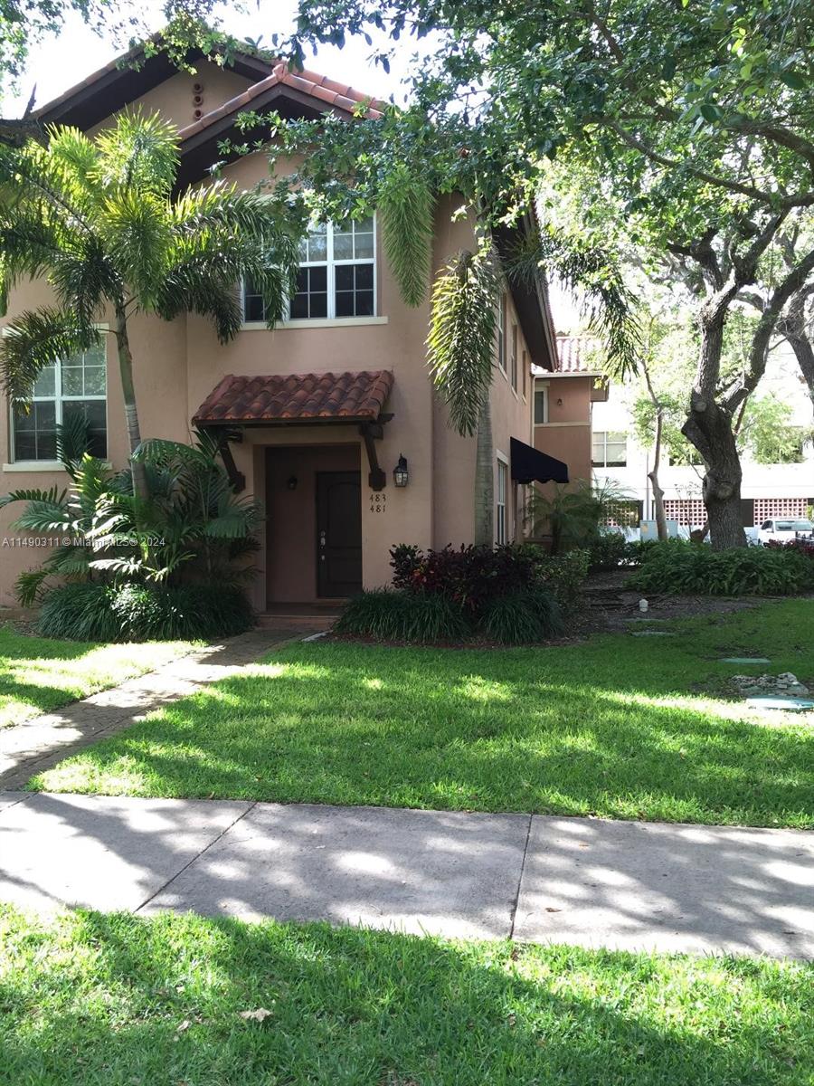 Beautiful townhouse in Coral Gables (east of US 1).

Unit has a garage and extra parking space. Master bedroom has en suite bathroom.

Impact windows, garnite top kitchen counters, local management company and only 14 units in the complex.

Easy to show.  Call agent.