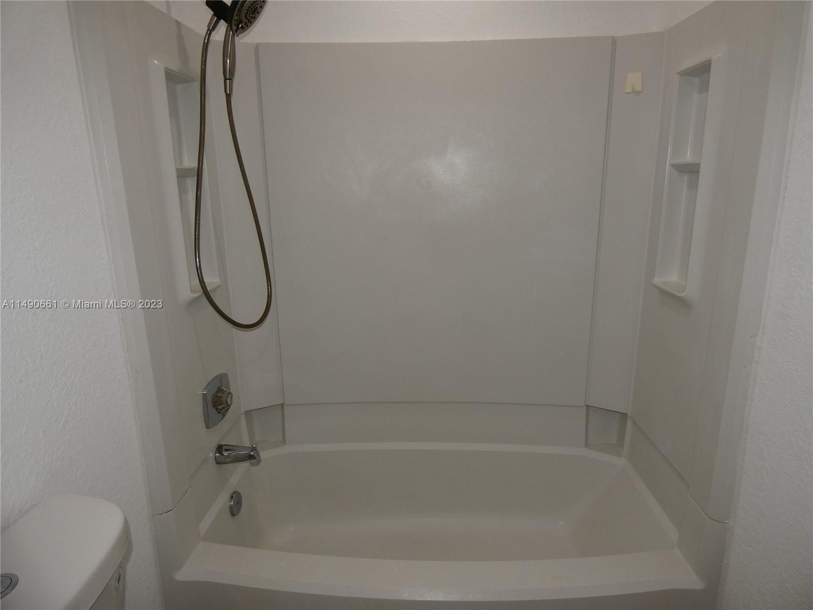 Listing Photo 21