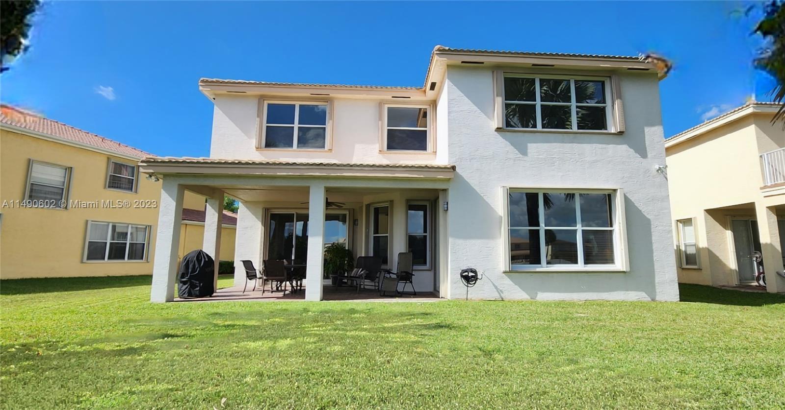 Listing Photo 10