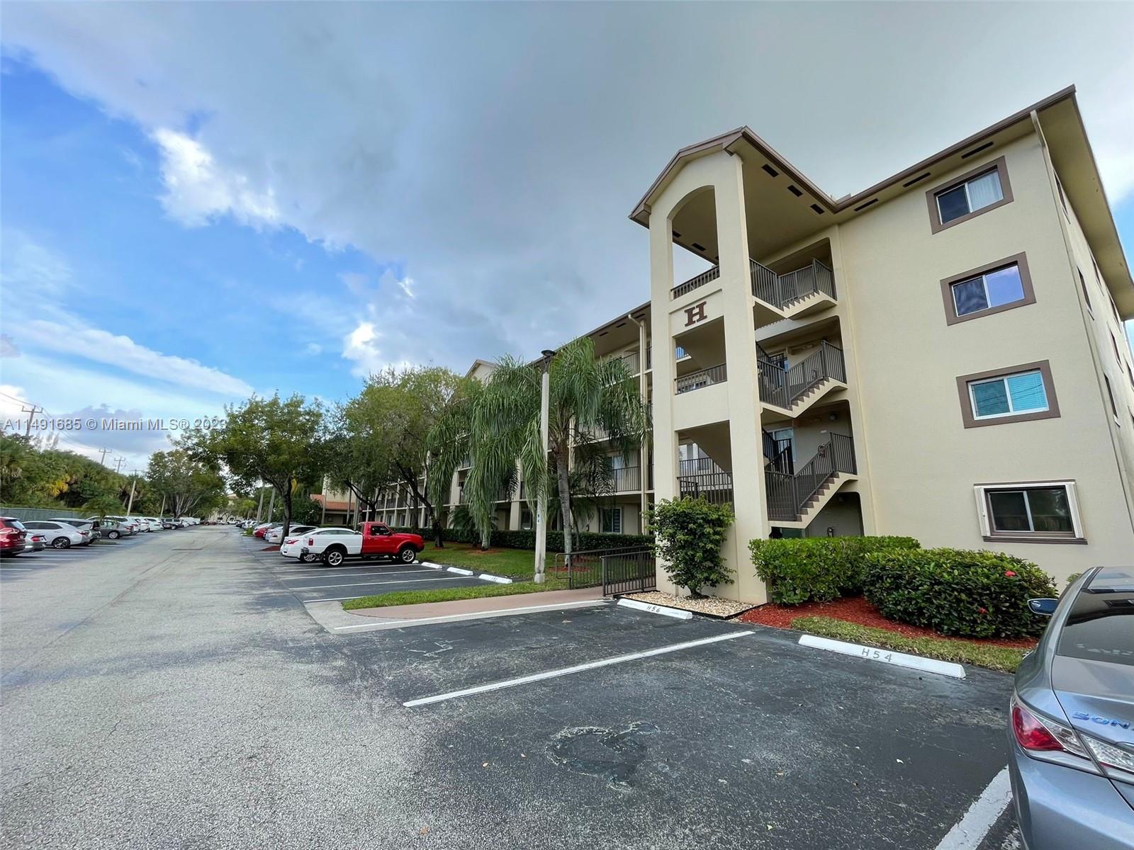 1301 SW 142nd Ave #314H For Sale A11491685, FL
