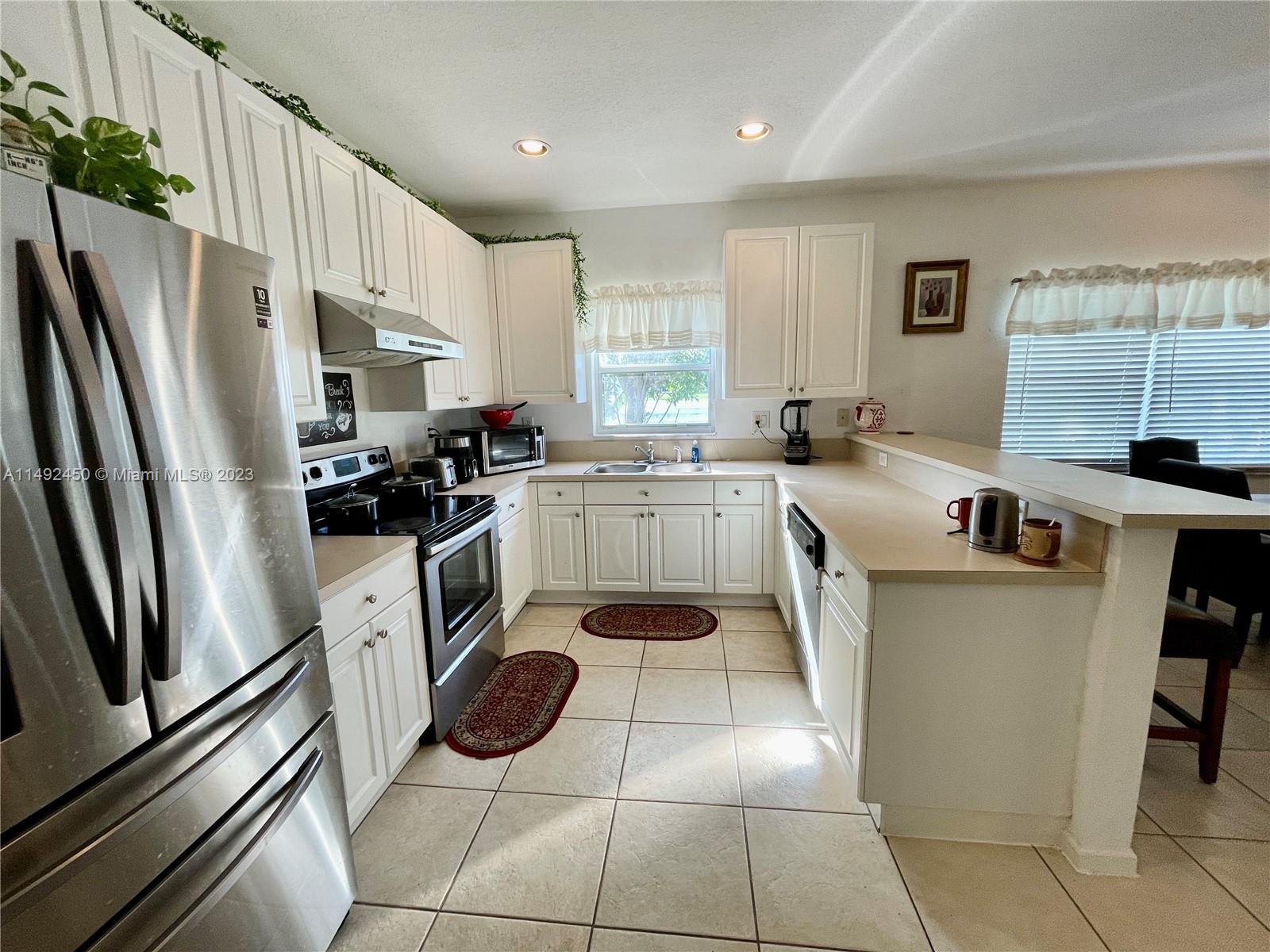 Listing Photo 7