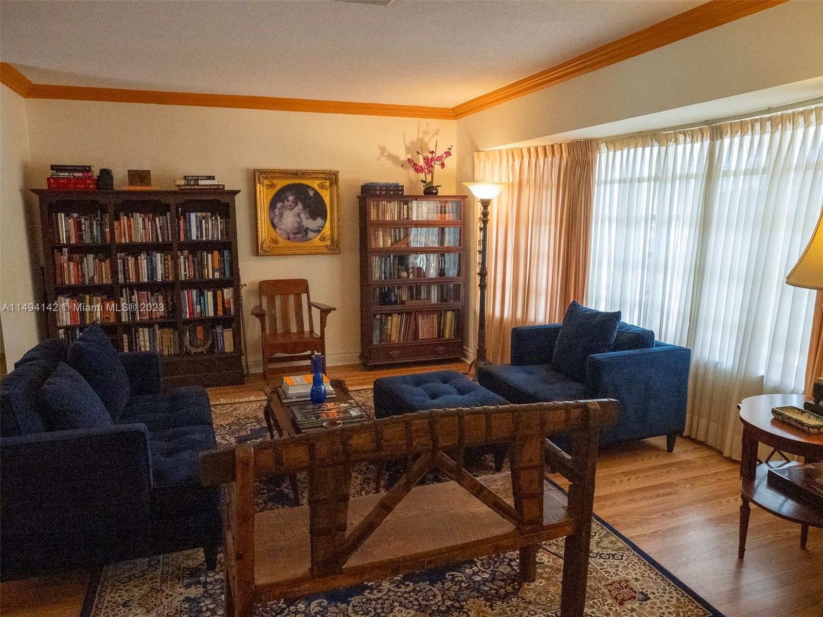 Listing Photo 11