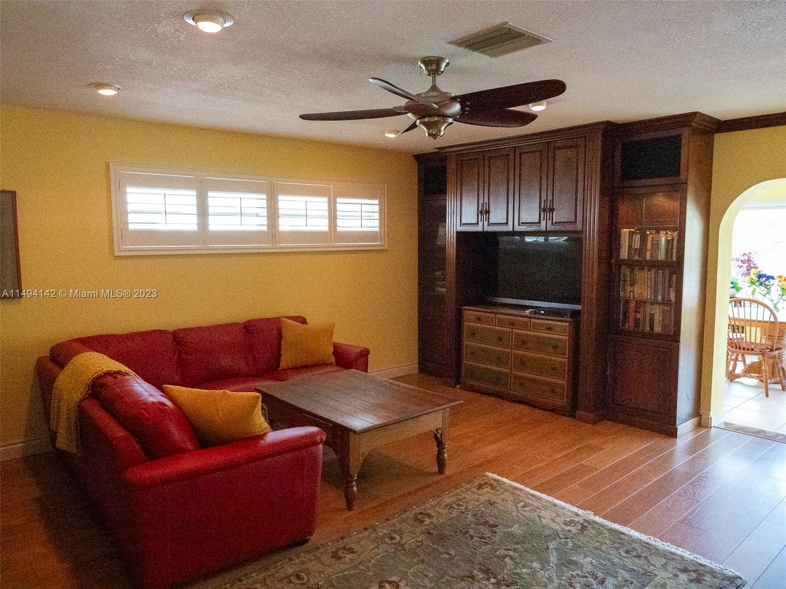 Listing Photo 13