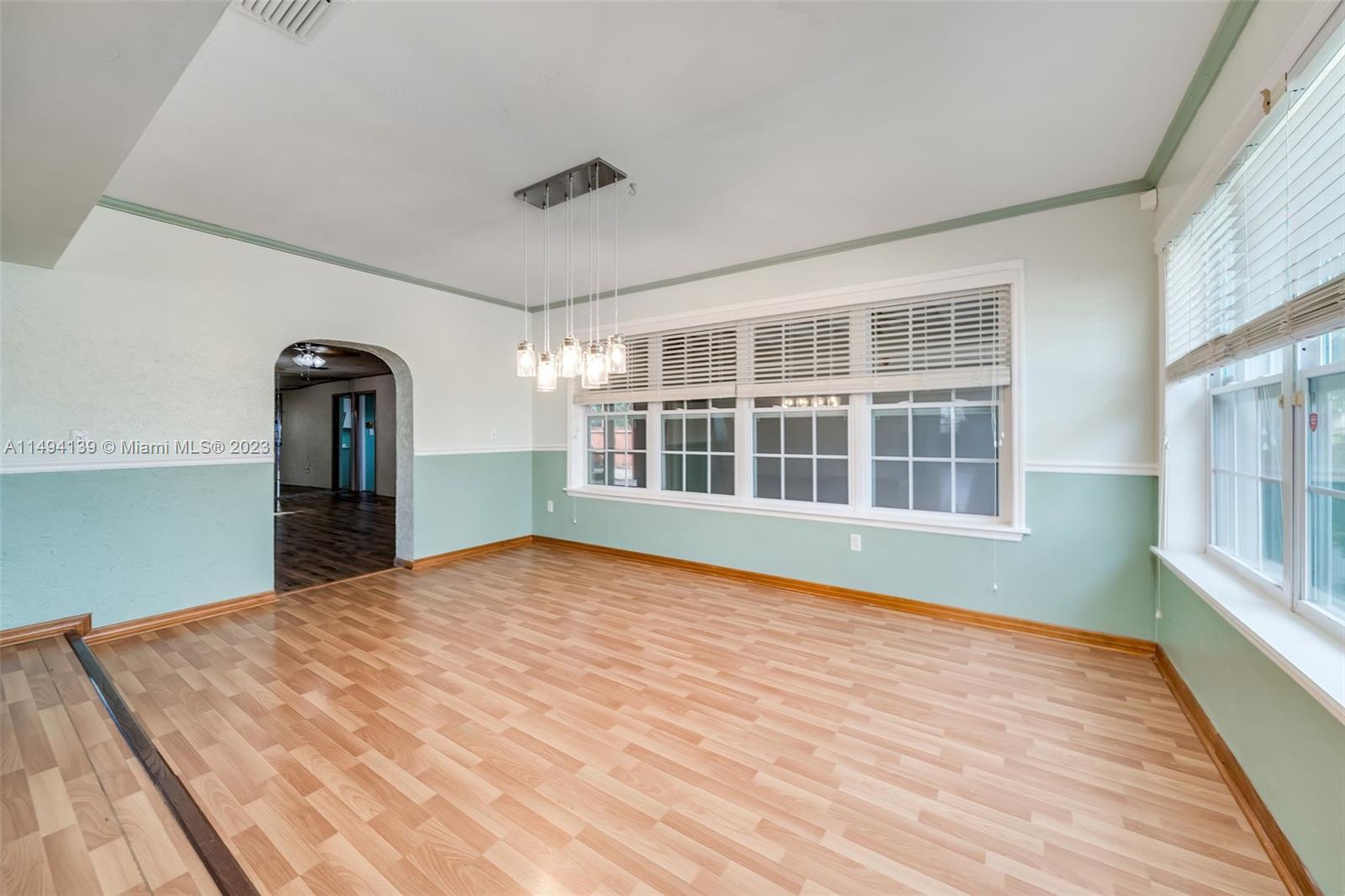 Listing Photo 16