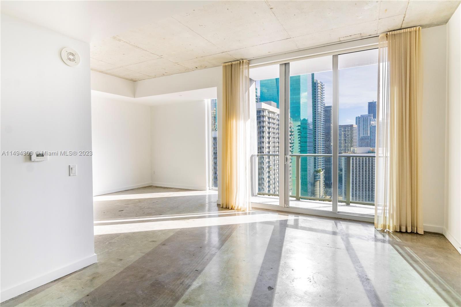 Stunning modern studio with incredible light through the entire unit. With one of the best views in the building, 2603 is a cool and trendy apartment overlooking Brickell avenue and the financial district. Ideal to entertain and have a fun lifestyle, this studio is ready to move in and enjoy what Miami has to offer. Centrally located in the heart of Downtown Miami and just minutes away from the vibrant Brickell district and the amazing brickell city center, this unit wont last long! Full service building, with great amenities and a wonderful rooftop pool. Priced Aggressively!