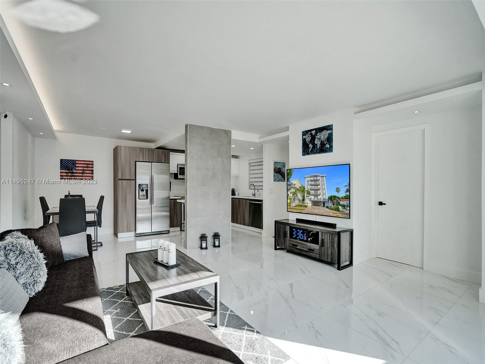 947 Lenox Ave 201