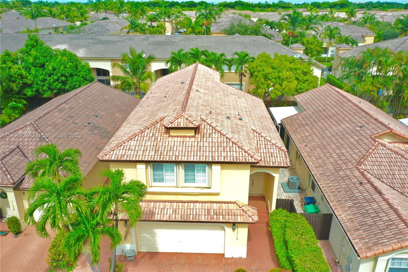 doral-gated-homes-single-family-homes-doral-real-estate