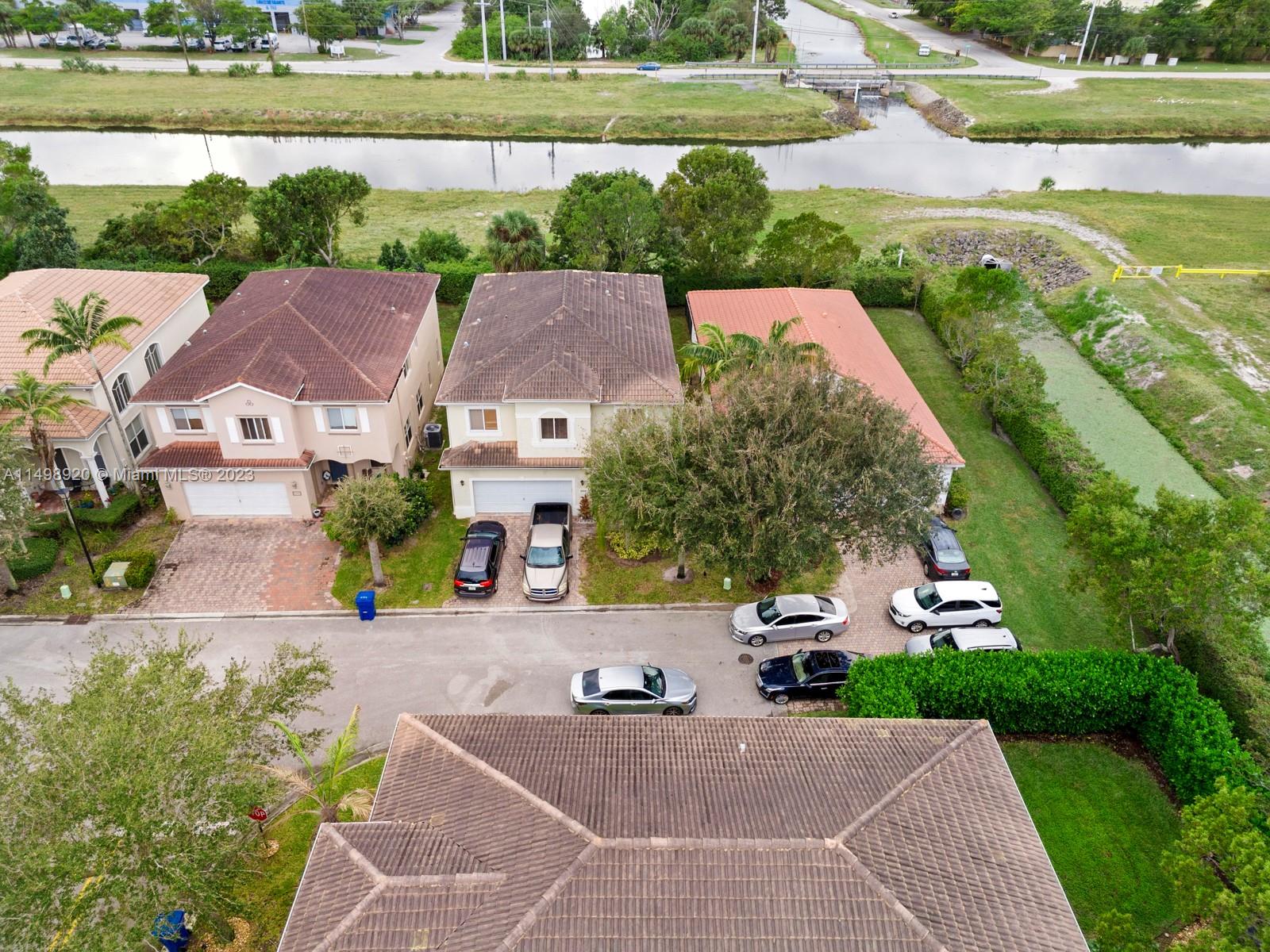 1293 Rosegate Blvd, Riviera Beach, FL 33404