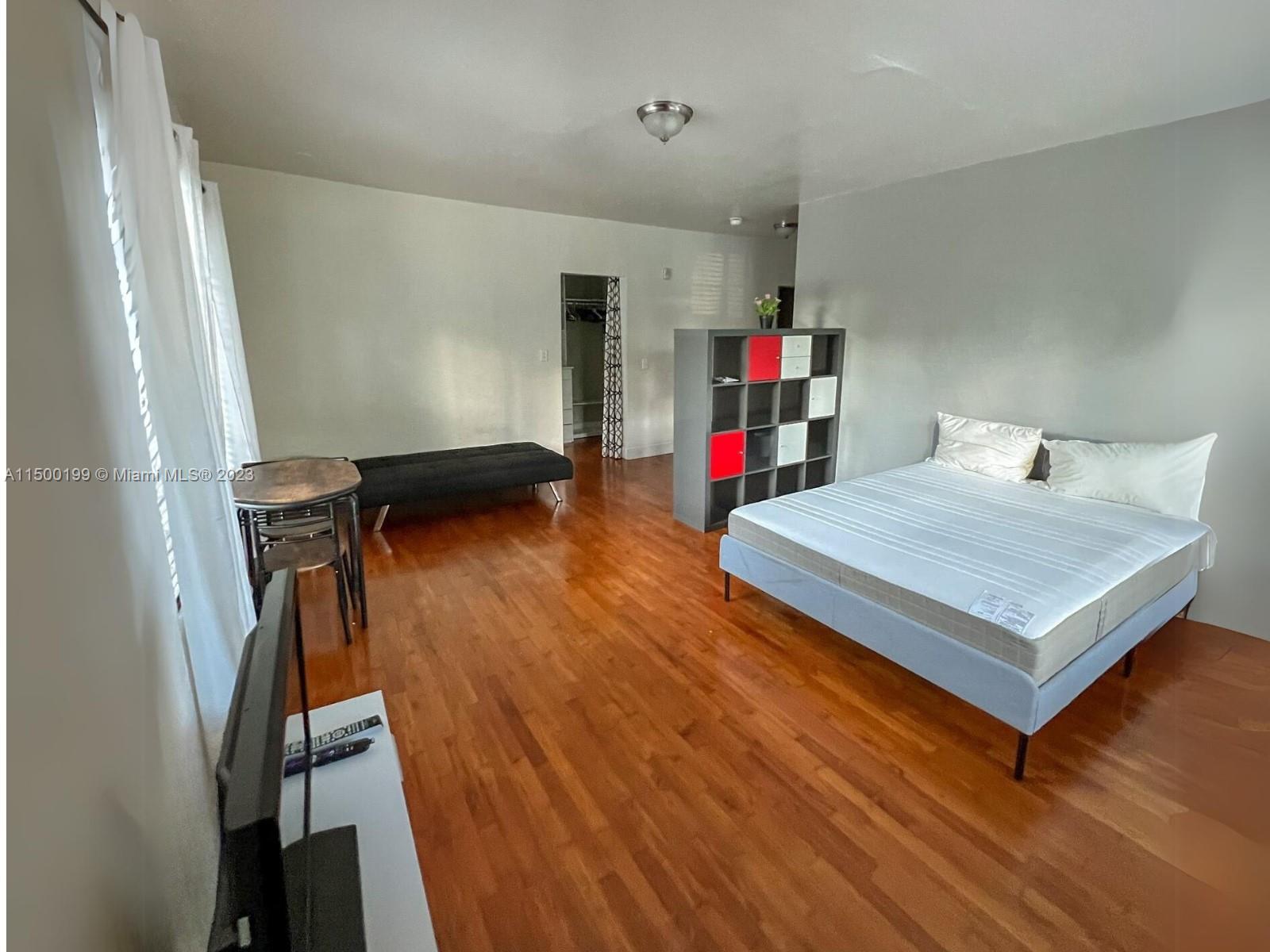 1241 14th St 7, Miami Beach, Florida 33139, ,1 BathroomBathrooms,Residentiallease,For Rent,1241 14th St 7,A11500199
