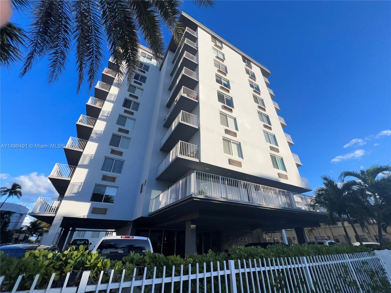 1255 Collins Ave 607, Miami Beach, Florida 33139, ,1 BathroomBathrooms,Residentiallease,For Rent,1255 Collins Ave 607,A11496491