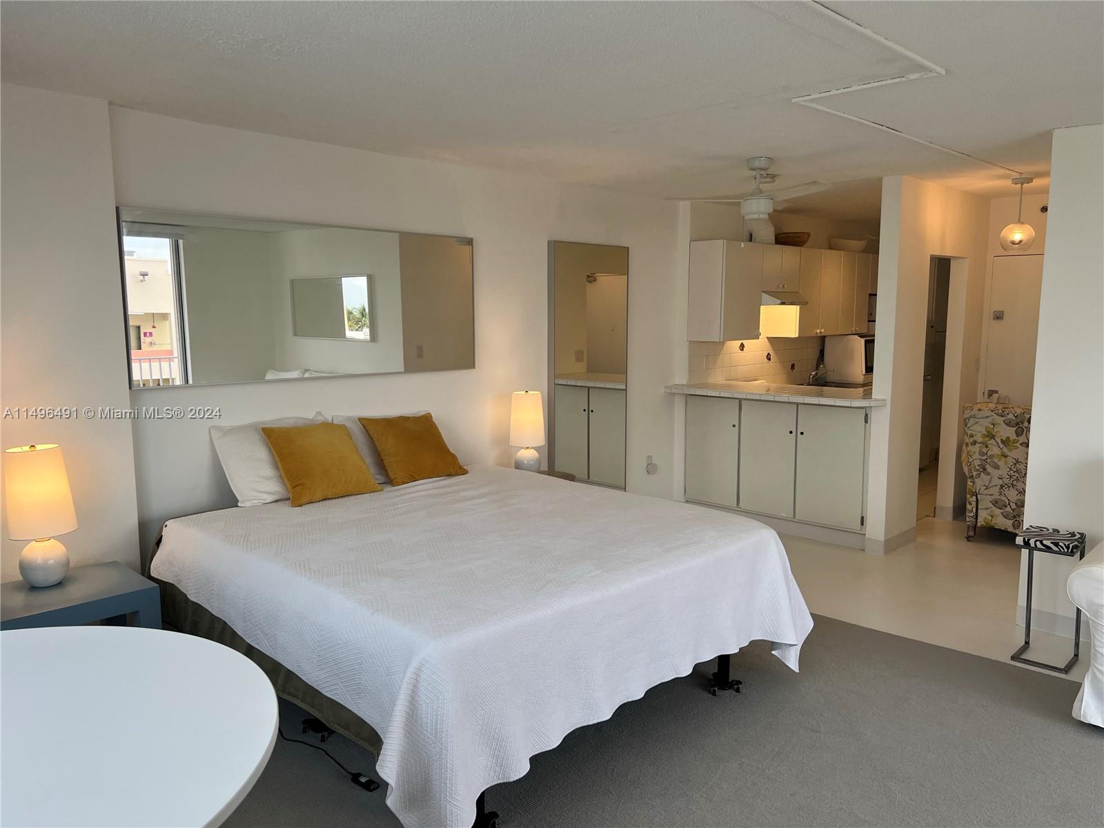 1255 Collins Ave 607, Miami Beach, Florida 33139, ,1 BathroomBathrooms,Residentiallease,For Rent,1255 Collins Ave 607,A11496491