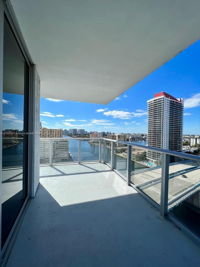 4010 S Ocean Dr R1108, Hollywood, Florida 33019, 3 Bedrooms Bedrooms, ,2 BathroomsBathrooms,Residential,For Sale,4010 S Ocean Dr R1108,A11500501