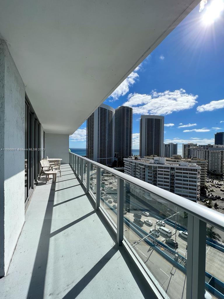 4010 S Ocean Dr R1108, Hollywood, Florida 33019, 3 Bedrooms Bedrooms, ,2 BathroomsBathrooms,Residential,For Sale,4010 S Ocean Dr R1108,A11500501
