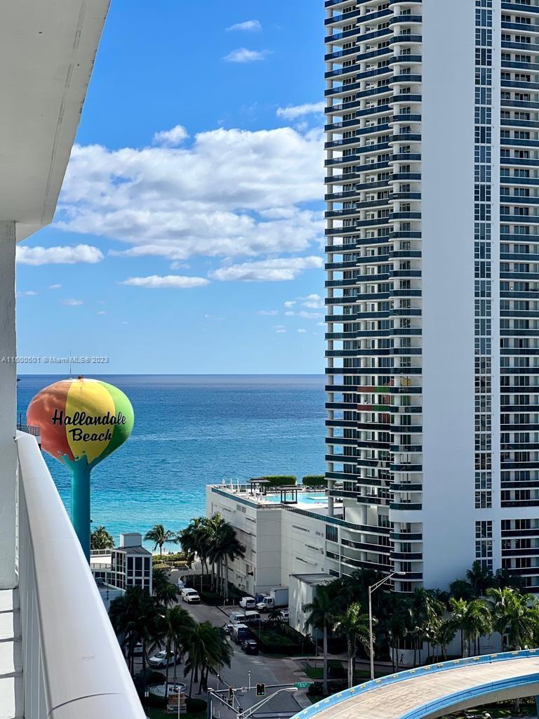 4010 S Ocean Dr R1108, Hollywood, Florida 33019, 3 Bedrooms Bedrooms, ,2 BathroomsBathrooms,Residential,For Sale,4010 S Ocean Dr R1108,A11500501