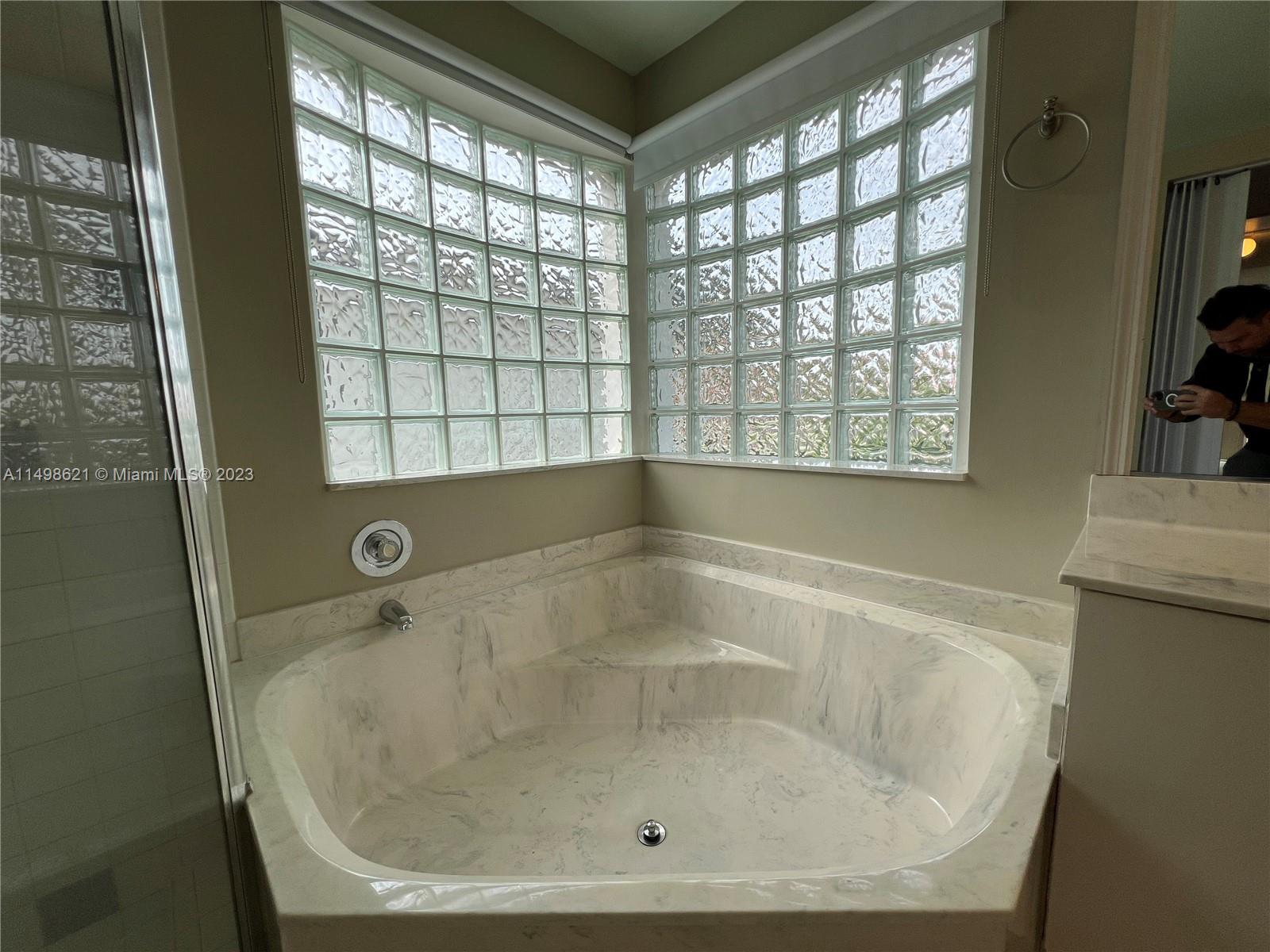 Listing Photo 19