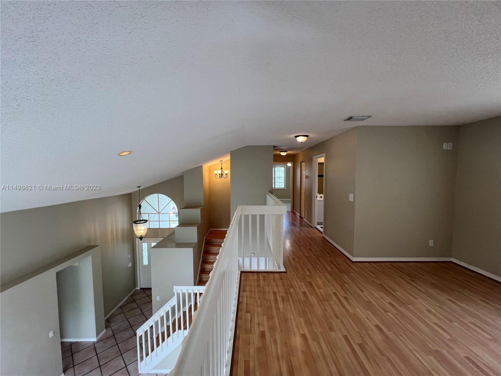Listing Photo 22