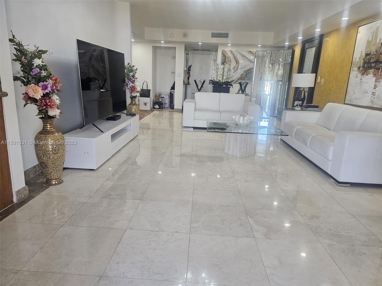 18181 NE 31st Ct 2309, Aventura, Florida 33160, 2 Bedrooms Bedrooms, ,2 BathroomsBathrooms,Residentiallease,For Rent,18181 NE 31st Ct 2309,A11501031