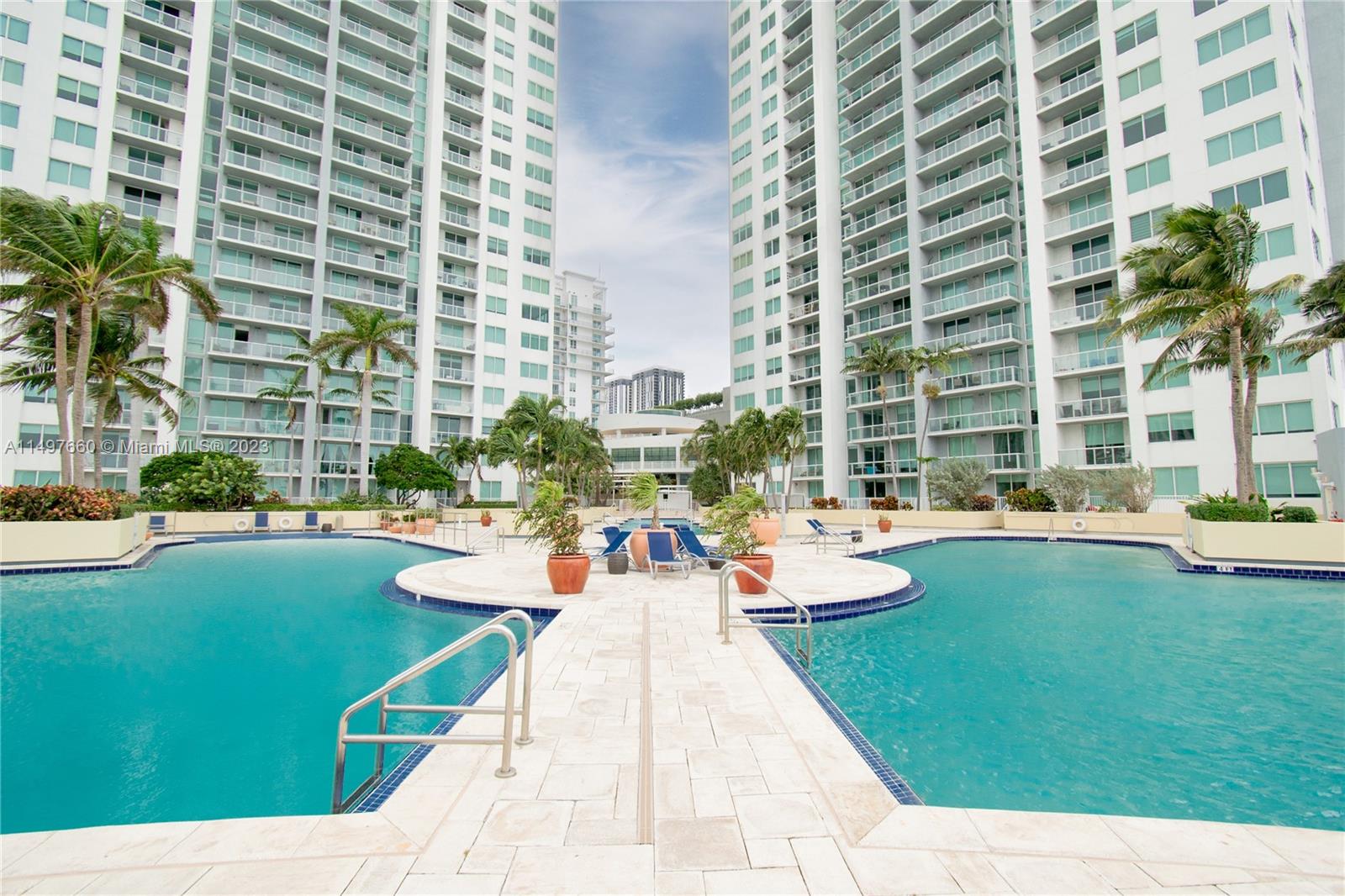 253 NE 2nd St 315, Miami, Florida 33132, ,1 BathroomBathrooms,Residential,For Sale,253 NE 2nd St 315,A11497660
