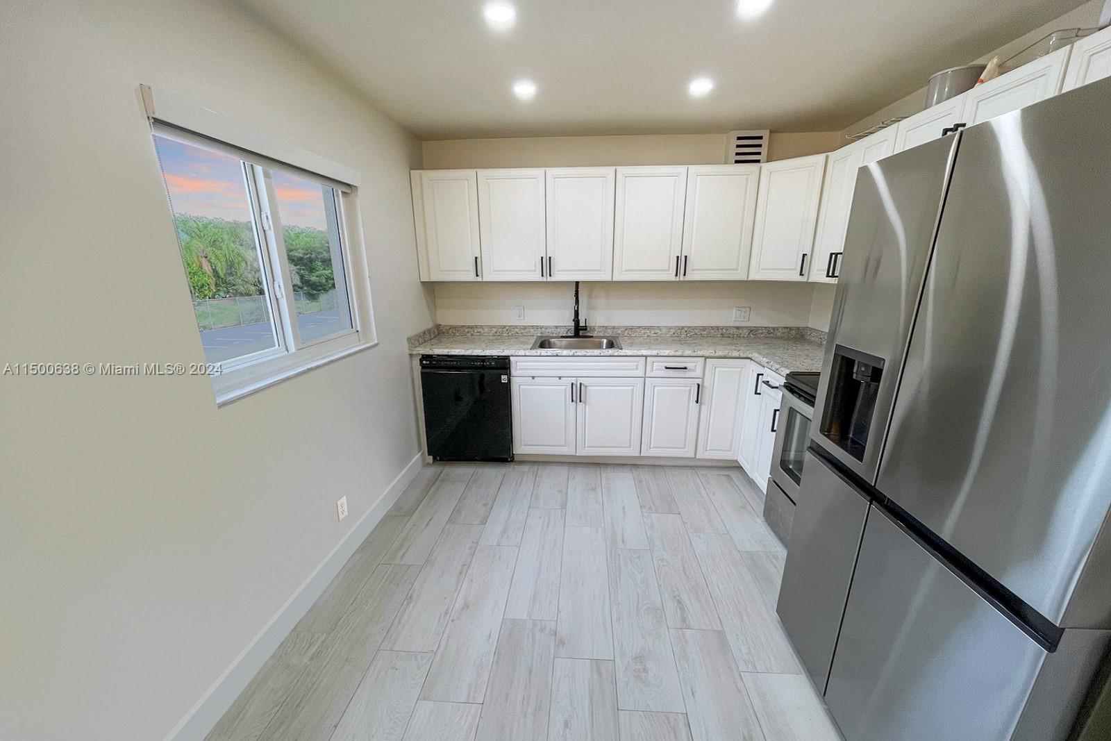 13300 SW 1st St 201O, Pembroke Pines, Florida 33027, 2 Bedrooms Bedrooms, ,2 BathroomsBathrooms,Residential,For Sale,13300 SW 1st St 201O,A11500638