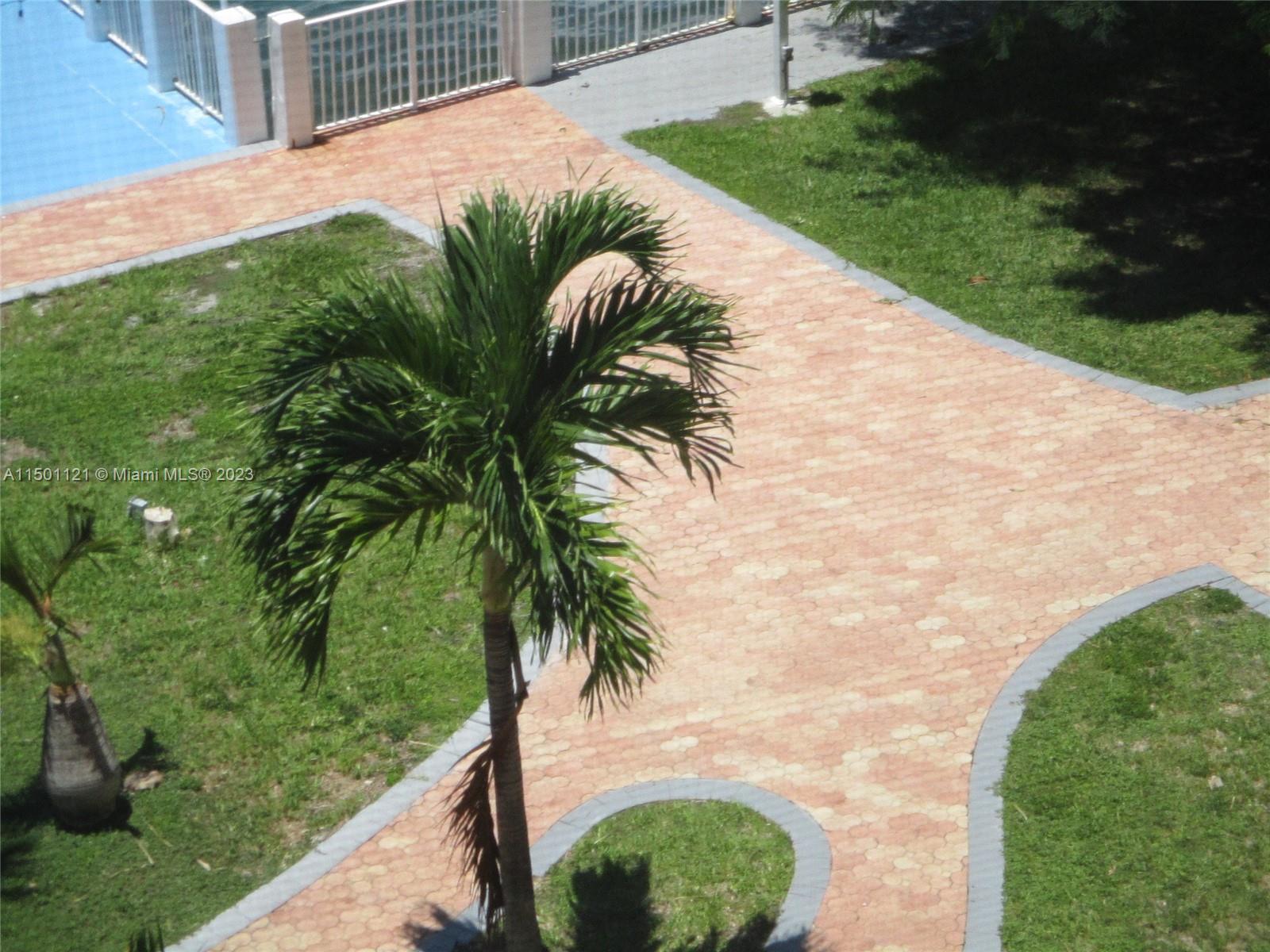 1250 West Ave 3D, Miami Beach, Florida 33139, 1 Bedroom Bedrooms, ,1 BathroomBathrooms,Residential,For Sale,1250 West Ave 3D,A11501121