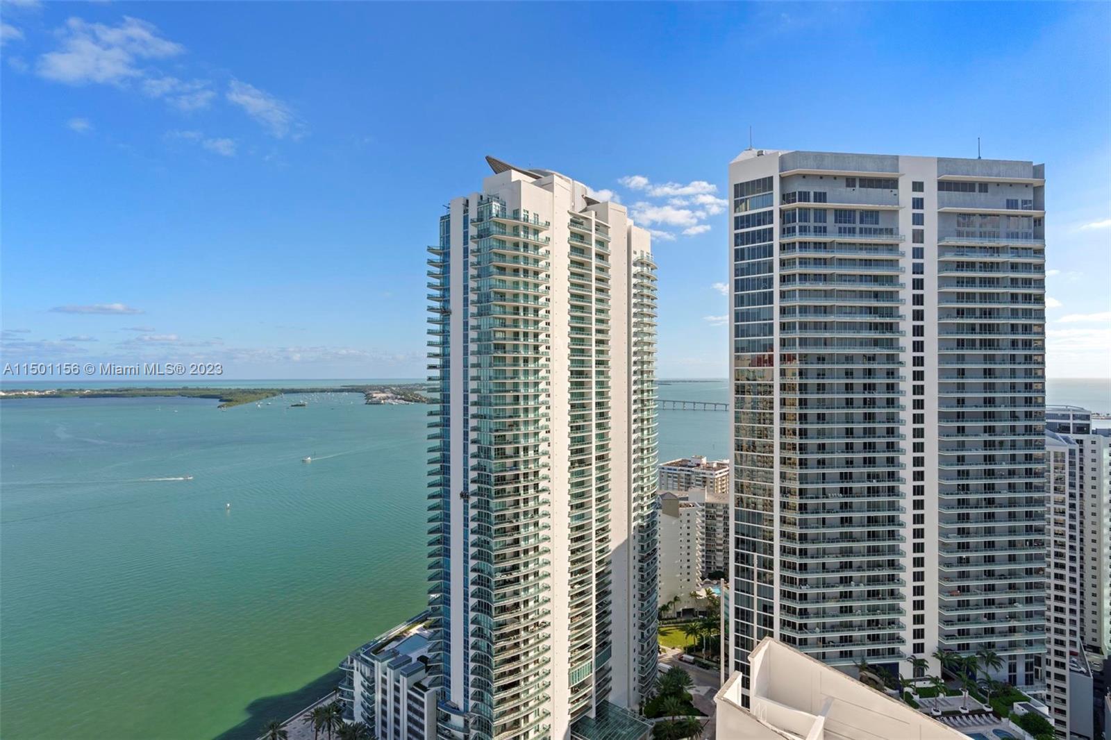1200 Brickell Bay Dr 3907, Miami, Florida 33131, 1 Bedroom Bedrooms, ,1 BathroomBathrooms,Residential,For Sale,1200 Brickell Bay Dr 3907,A11501156