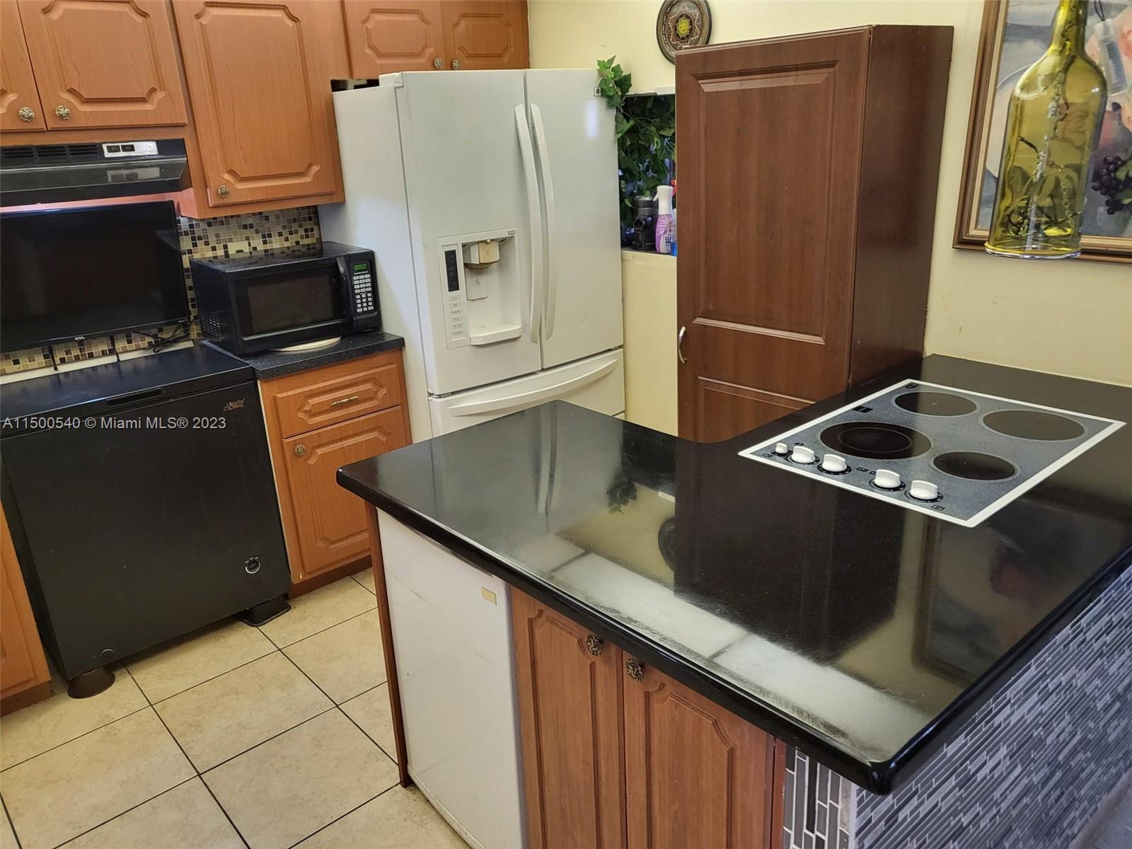 10442 Sunrise Lakes Blvd 312, Sunrise, Florida 33322, 2 Bedrooms Bedrooms, ,2 BathroomsBathrooms,Residential,For Sale,10442 Sunrise Lakes Blvd 312,A11500540